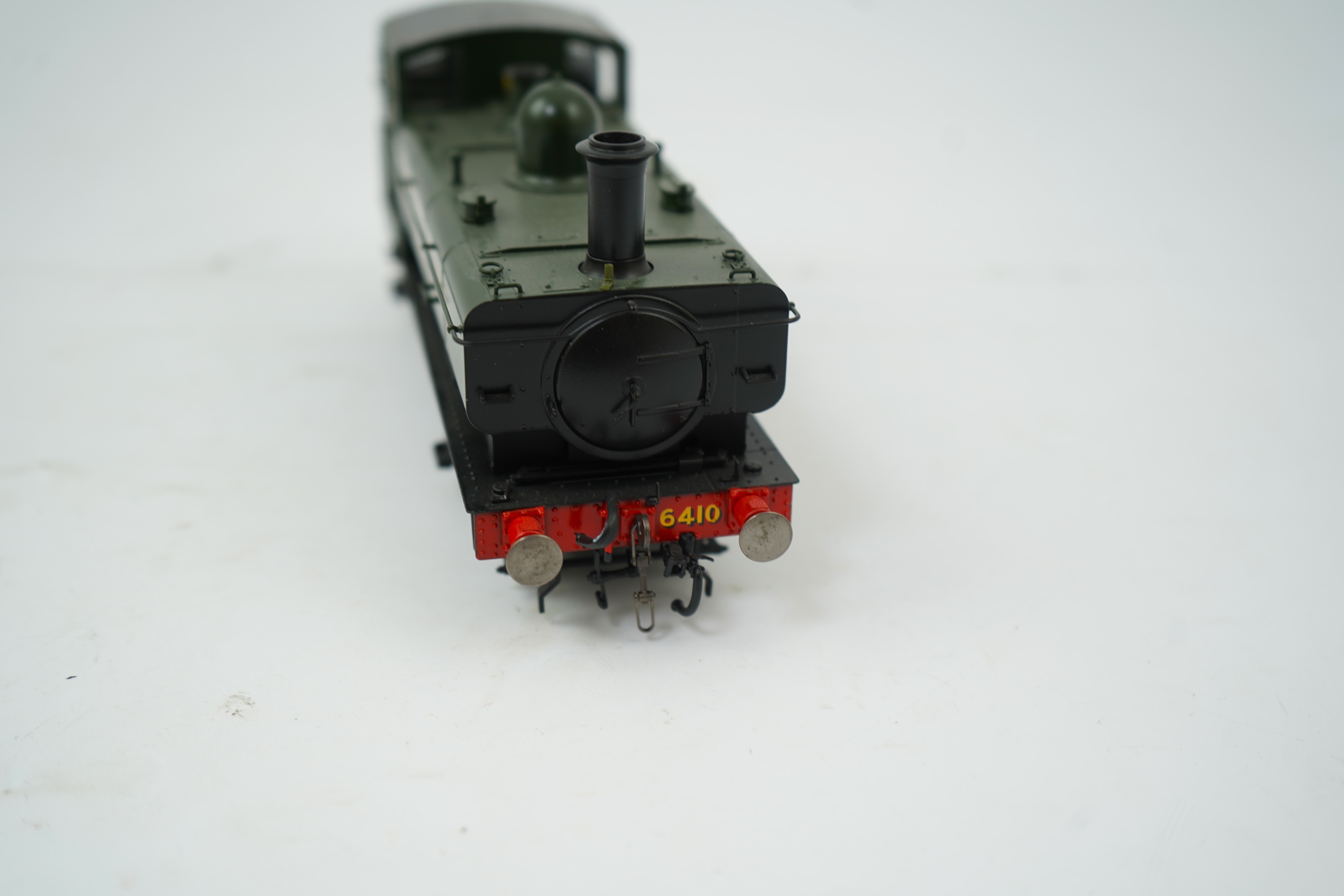 An 0 Gauge ‘Super O’, made in China, model of GWR Class 64xx, 6410, 0-6-0T locomotive, powered for two rail operation.